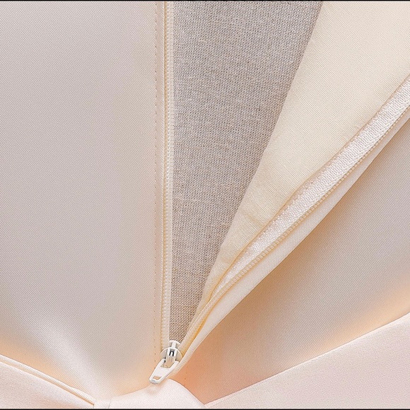 Fancy Embroidered Floral pearl sparkly dress - Picture 6 of 7